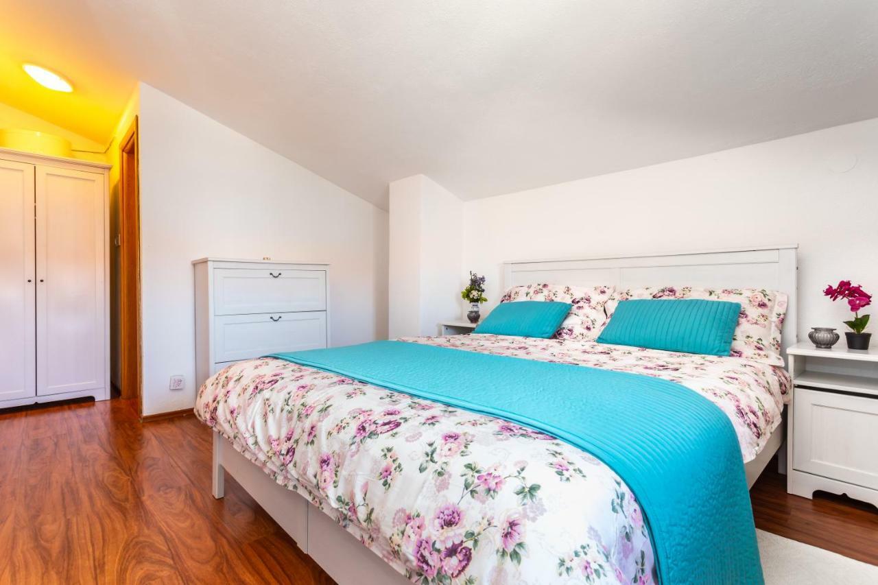 Villa Korina Pinezici  Luaran gambar